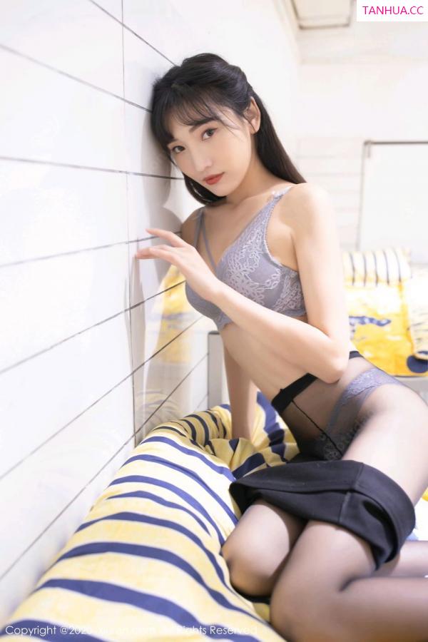 陆萱萱  [XiuRen]高清写真图 2020.12.23 No.2932 陆萱萱第36张图片
